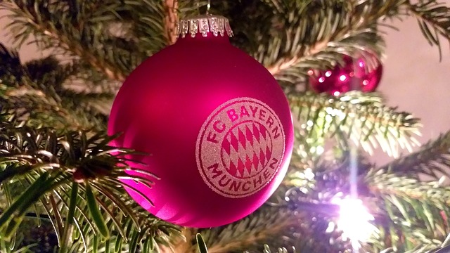 刷新亚洲纪录！高亭宇摘速度滑冰男子100米金牌.